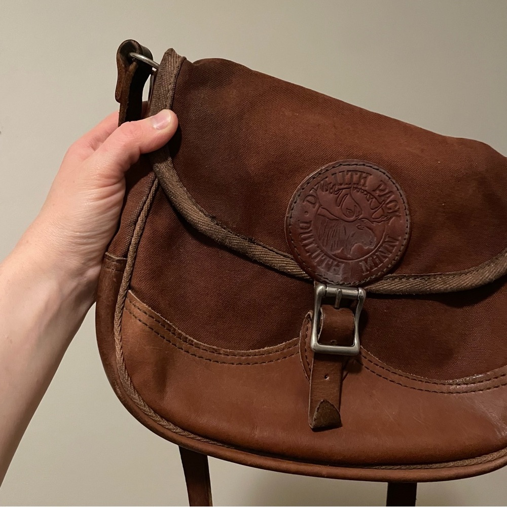 Duluth Pack Brown leather and canvas crossbody bag with adjustable strap - Picture 2 of 9